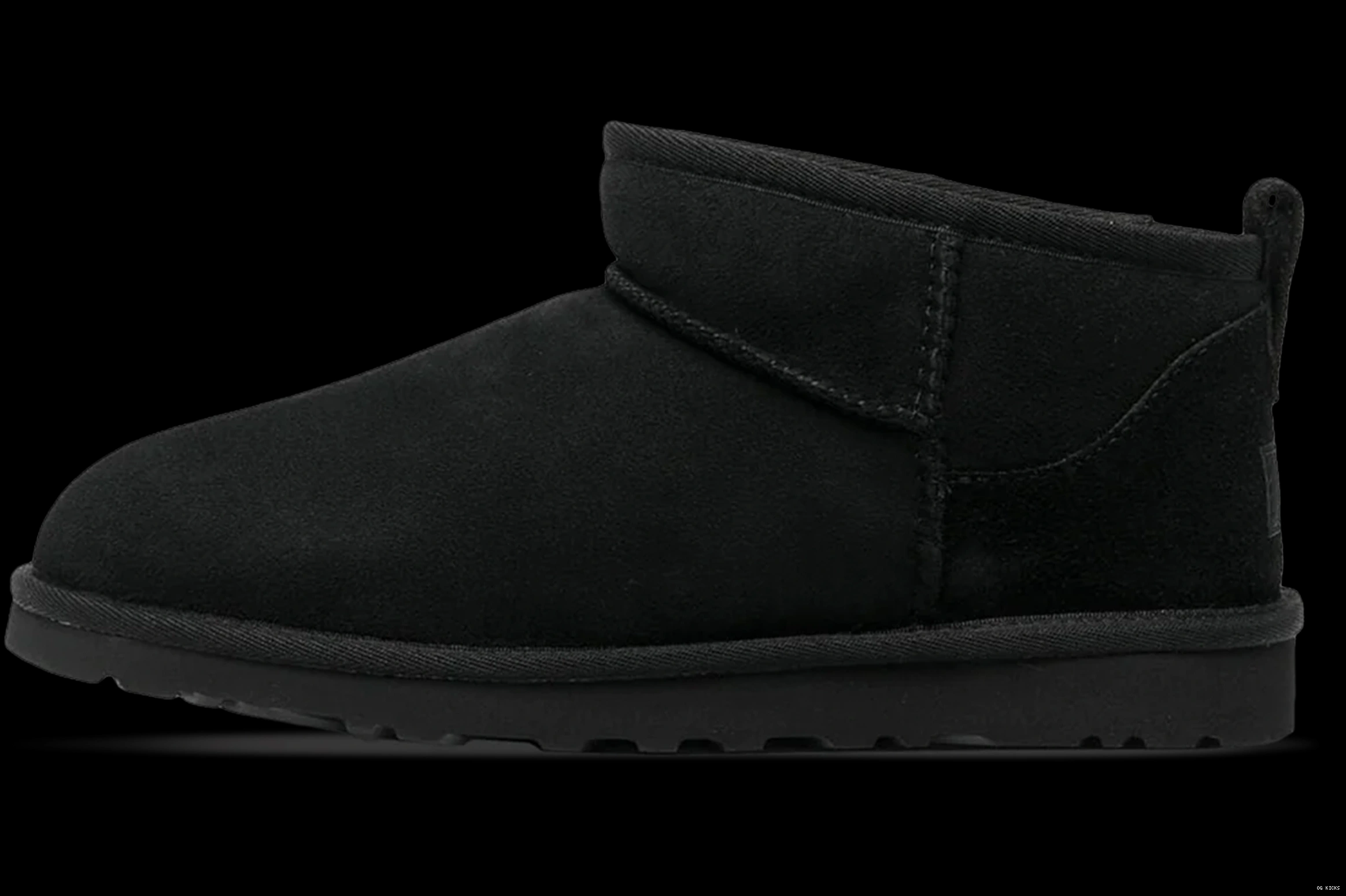 Black Ultra Classic UGG Mini W 0821